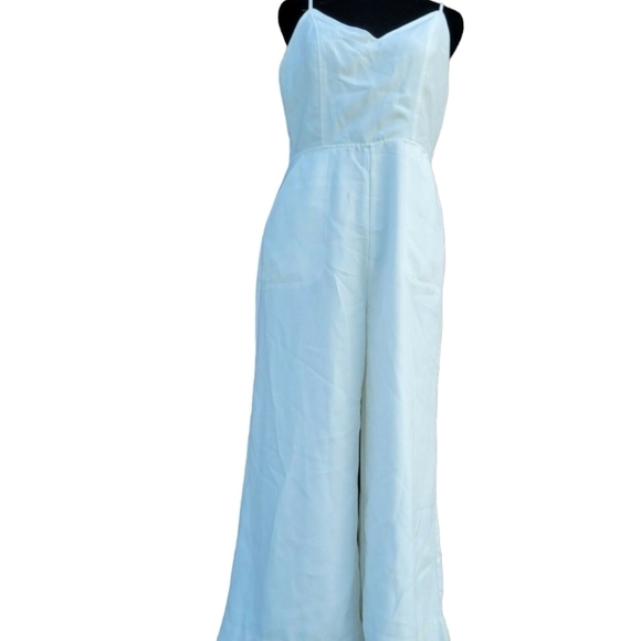 Avec Les Filles Womens  Zippered Cropped Low V-back Spaghetti Strap. Size 4. NWT - Picture 2 of 8